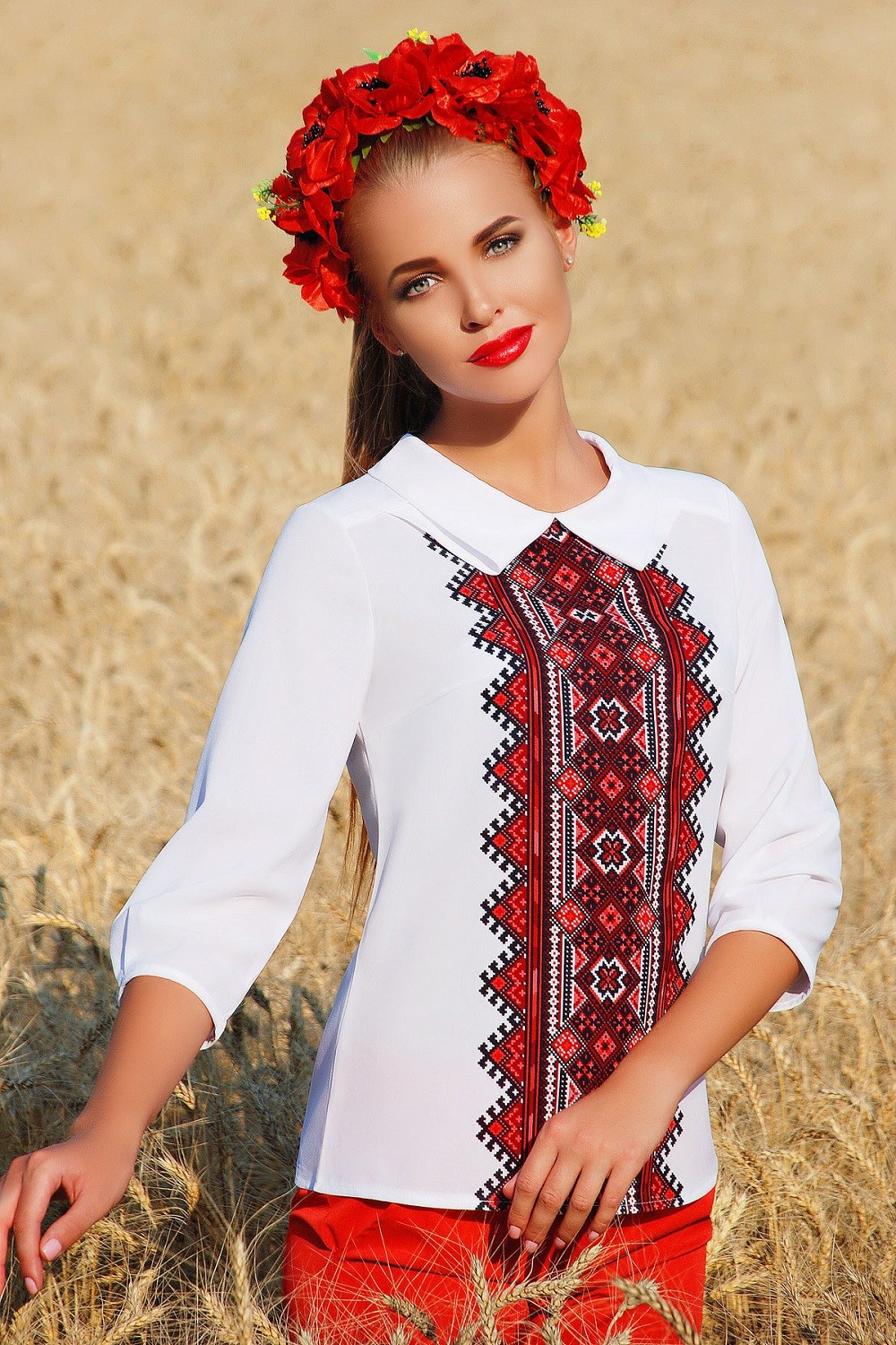 Блузки с орнаментом
